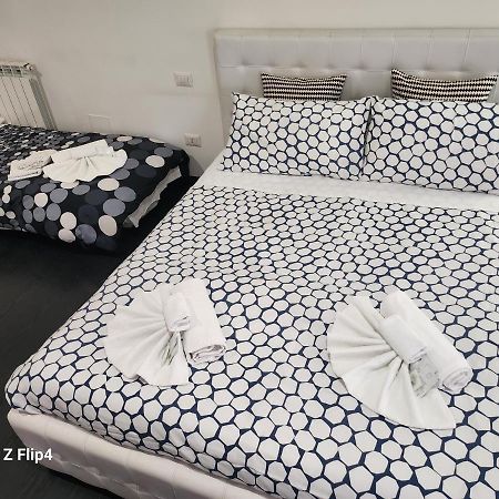 Hotel Sweet Corso 24 Rzym Zewnętrze zdjęcie