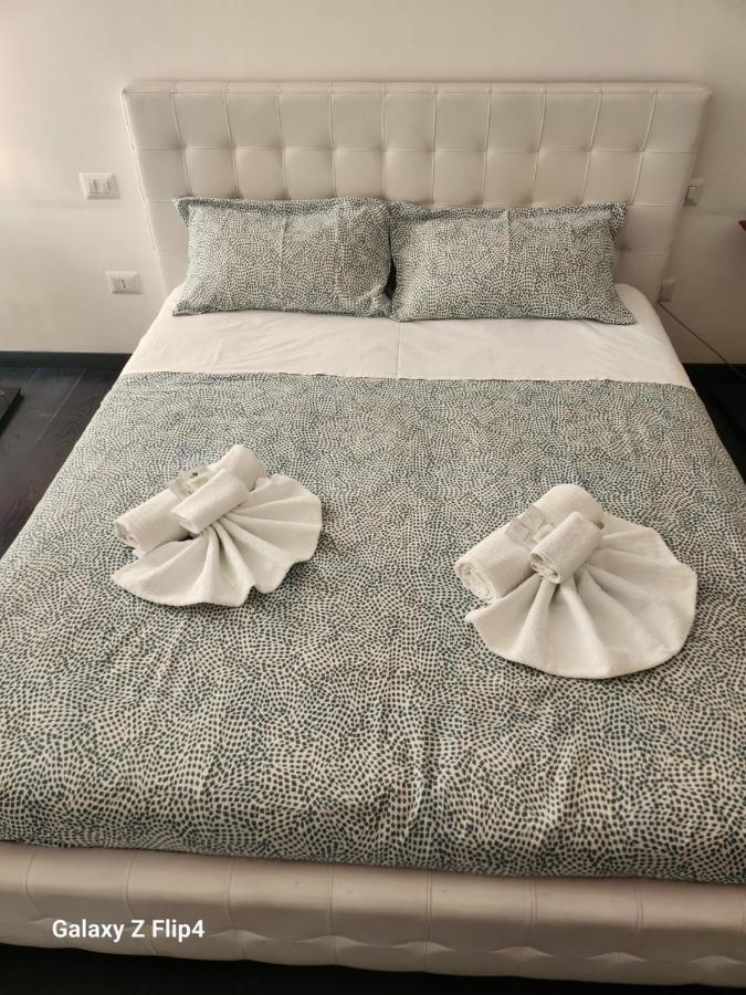 Hotel Sweet Corso 24 Rzym Zewnętrze zdjęcie
